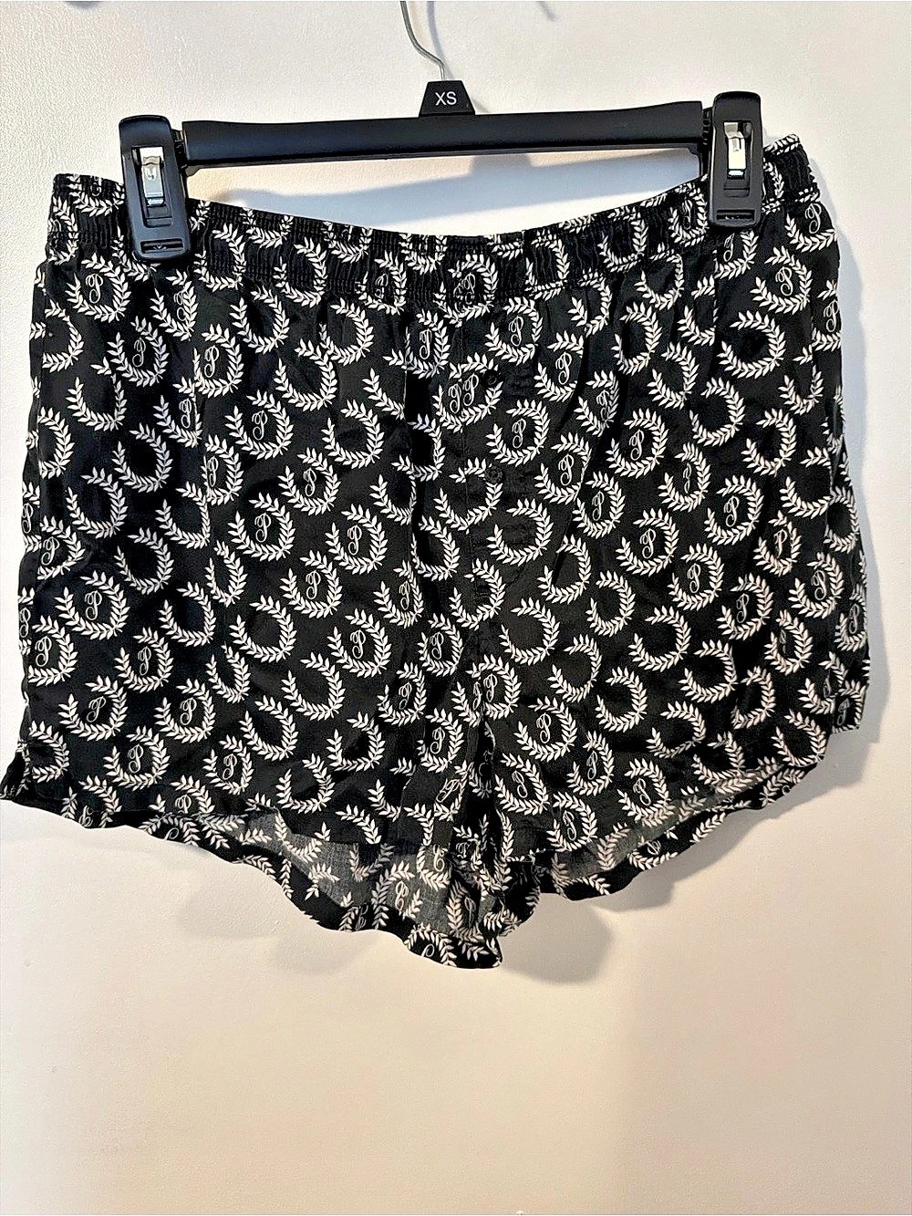 Victoria's Secret Floral High Waist Shorts in Black & White Size Medium